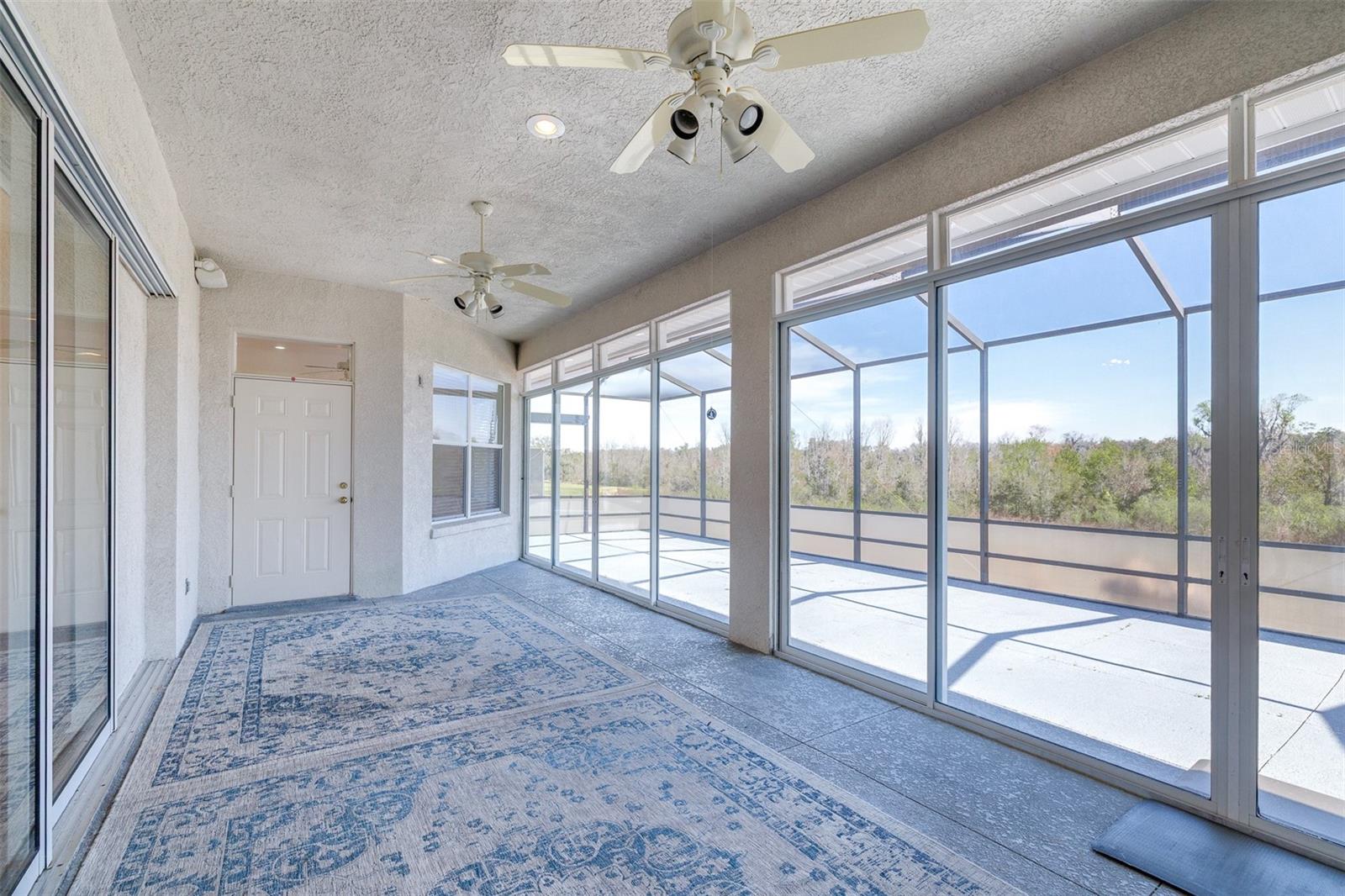 HUNTINGTON HILLS - Residential