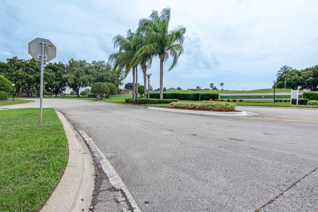 HUNTINGTON HILLS - Residential