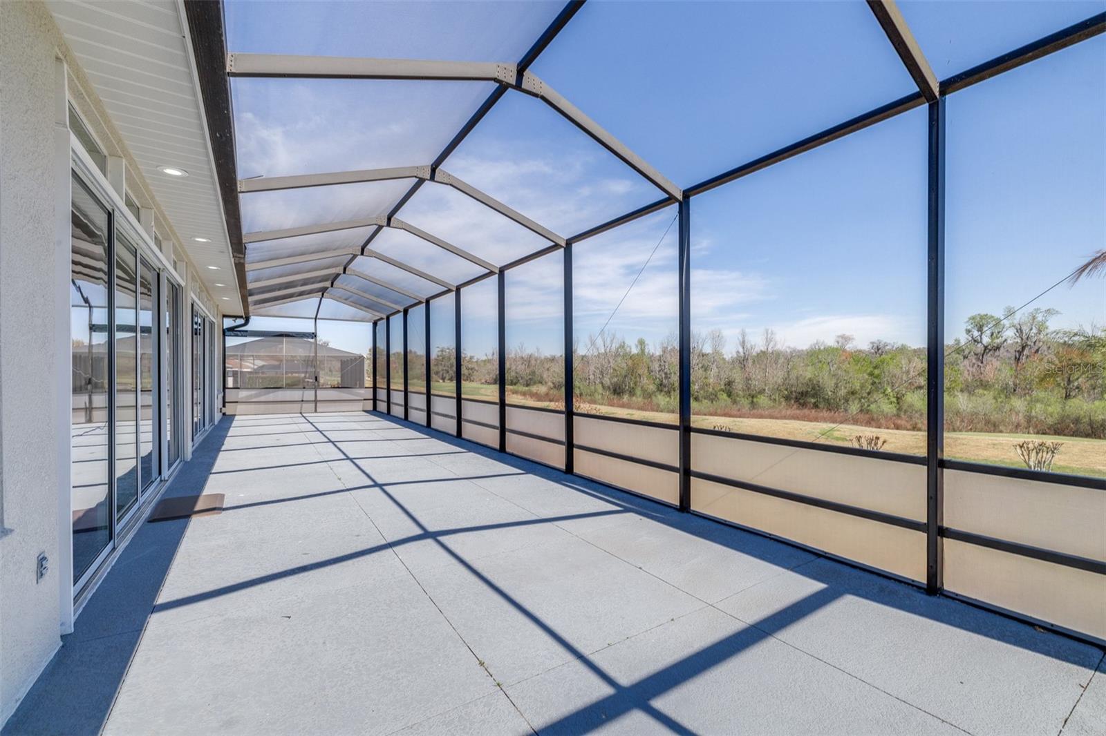 HUNTINGTON HILLS - Residential