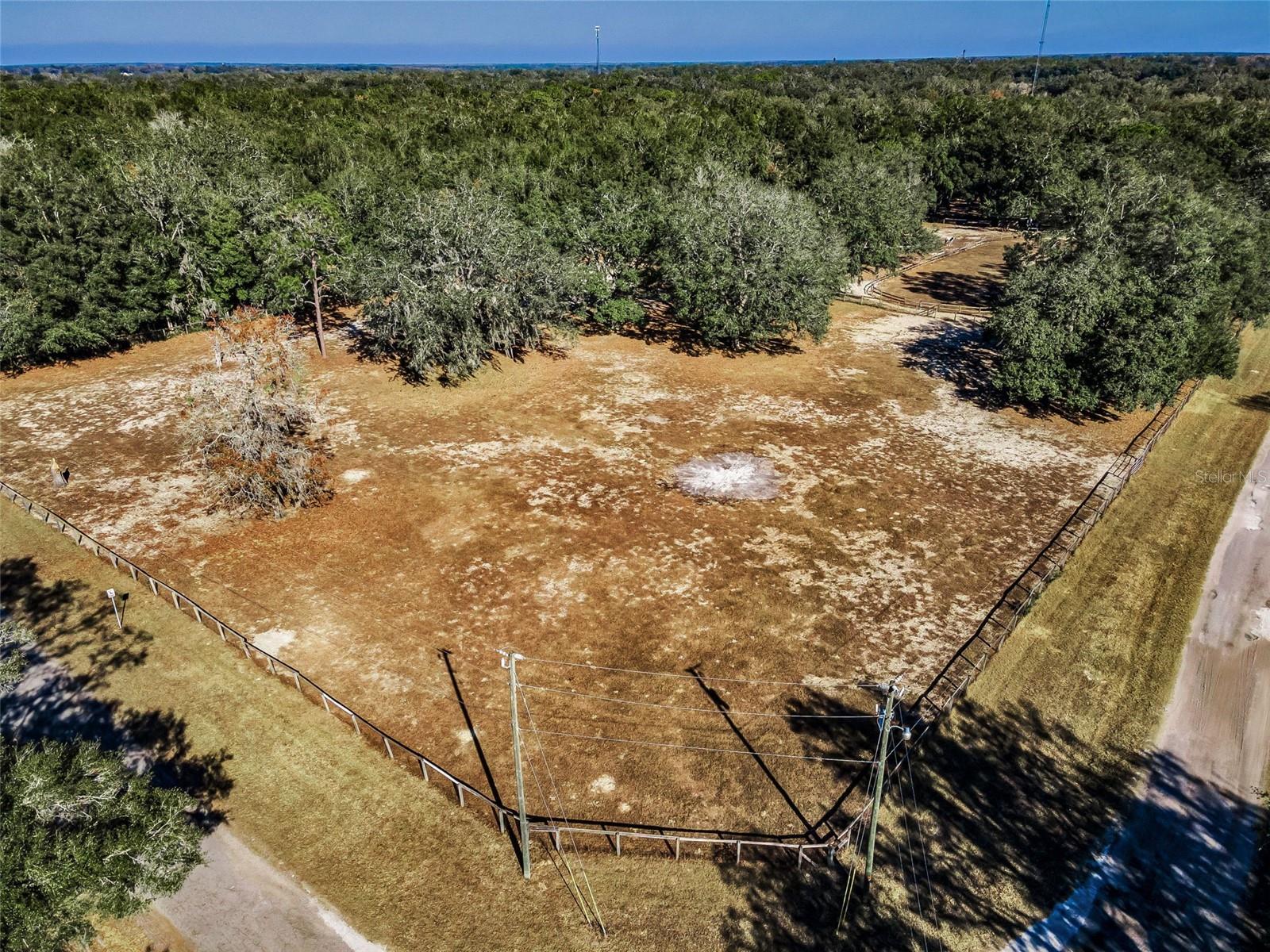 TRILBY TRAILS - Land