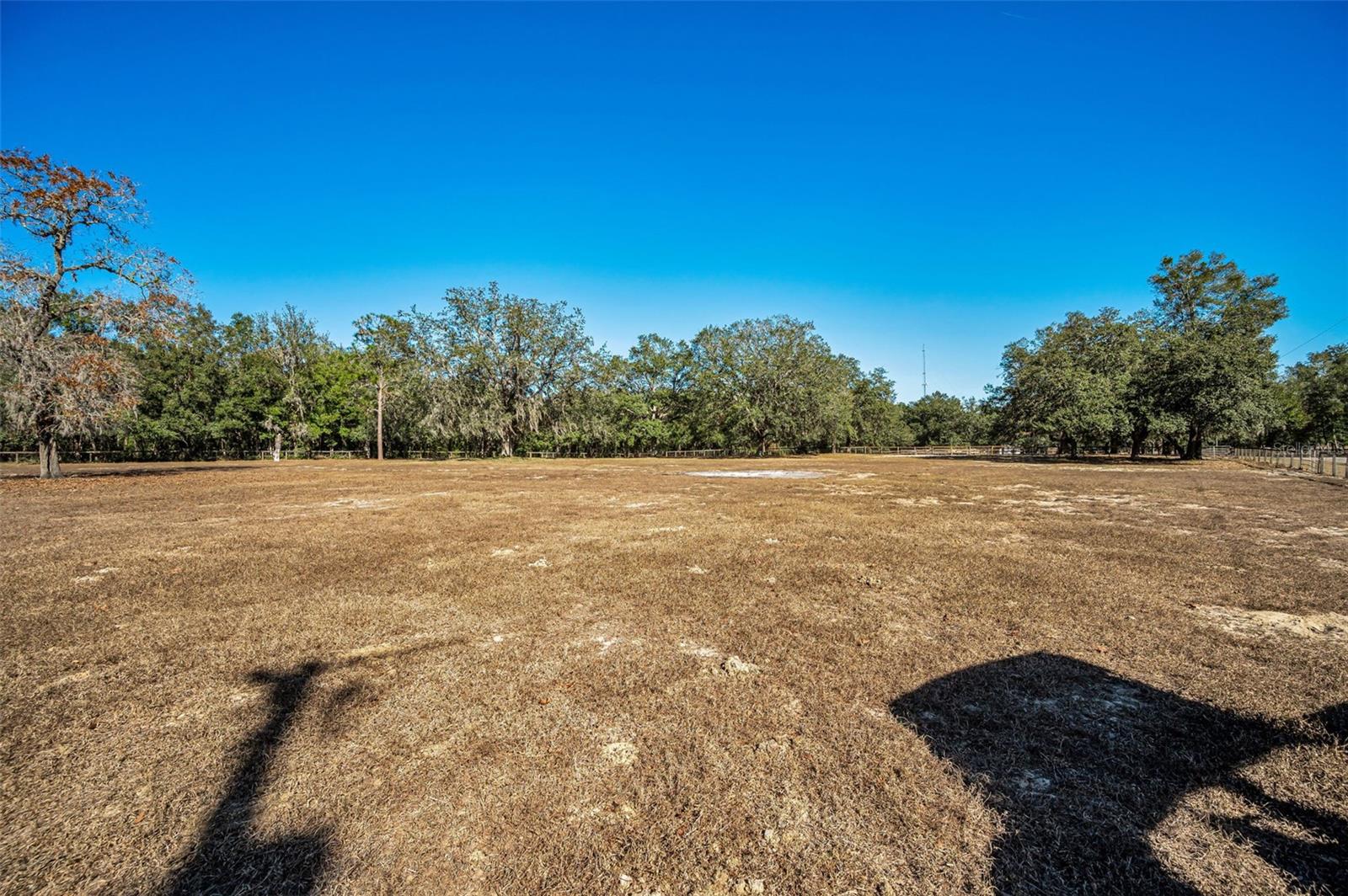 TRILBY TRAILS - Land