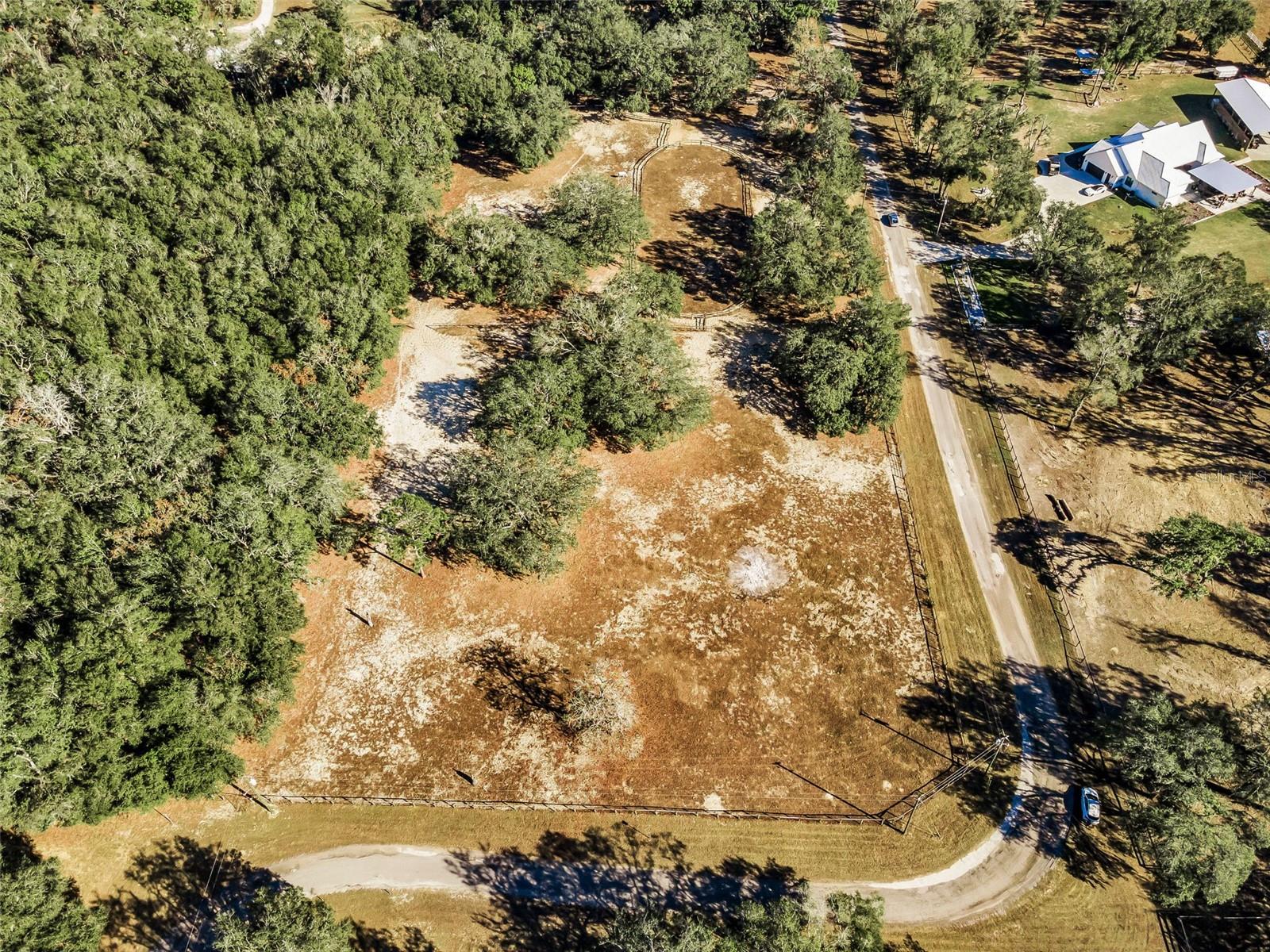 TRILBY TRAILS - Land