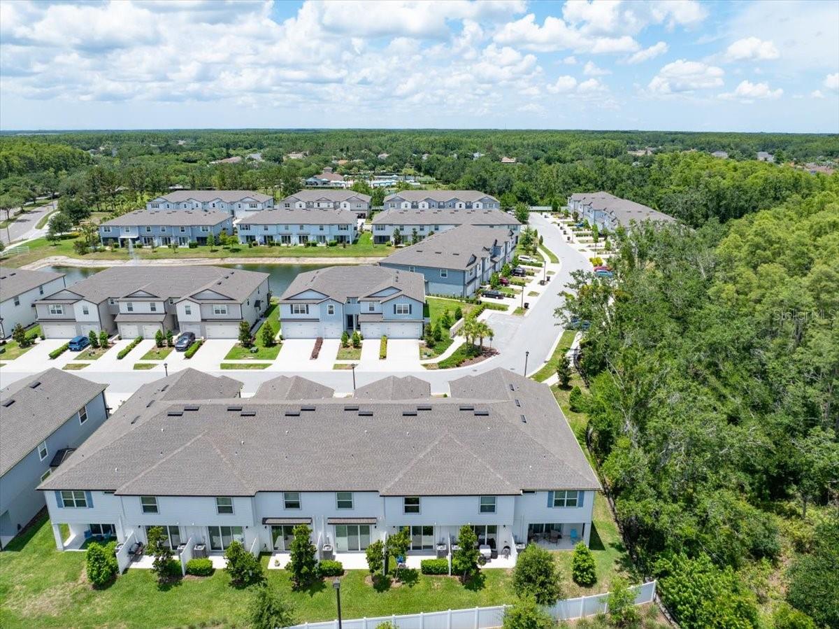 OAKSTEAD TOWNHOMES - Residential Lease