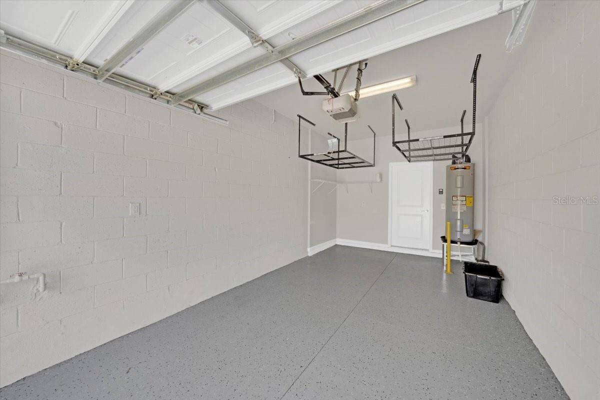 OAKSTEAD TOWNHOMES - Residential Lease