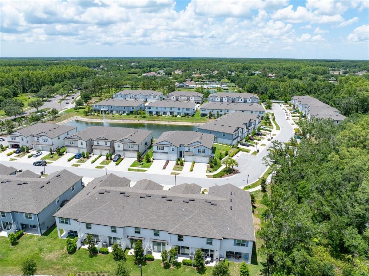 OAKSTEAD TOWNHOMES - Residential Lease