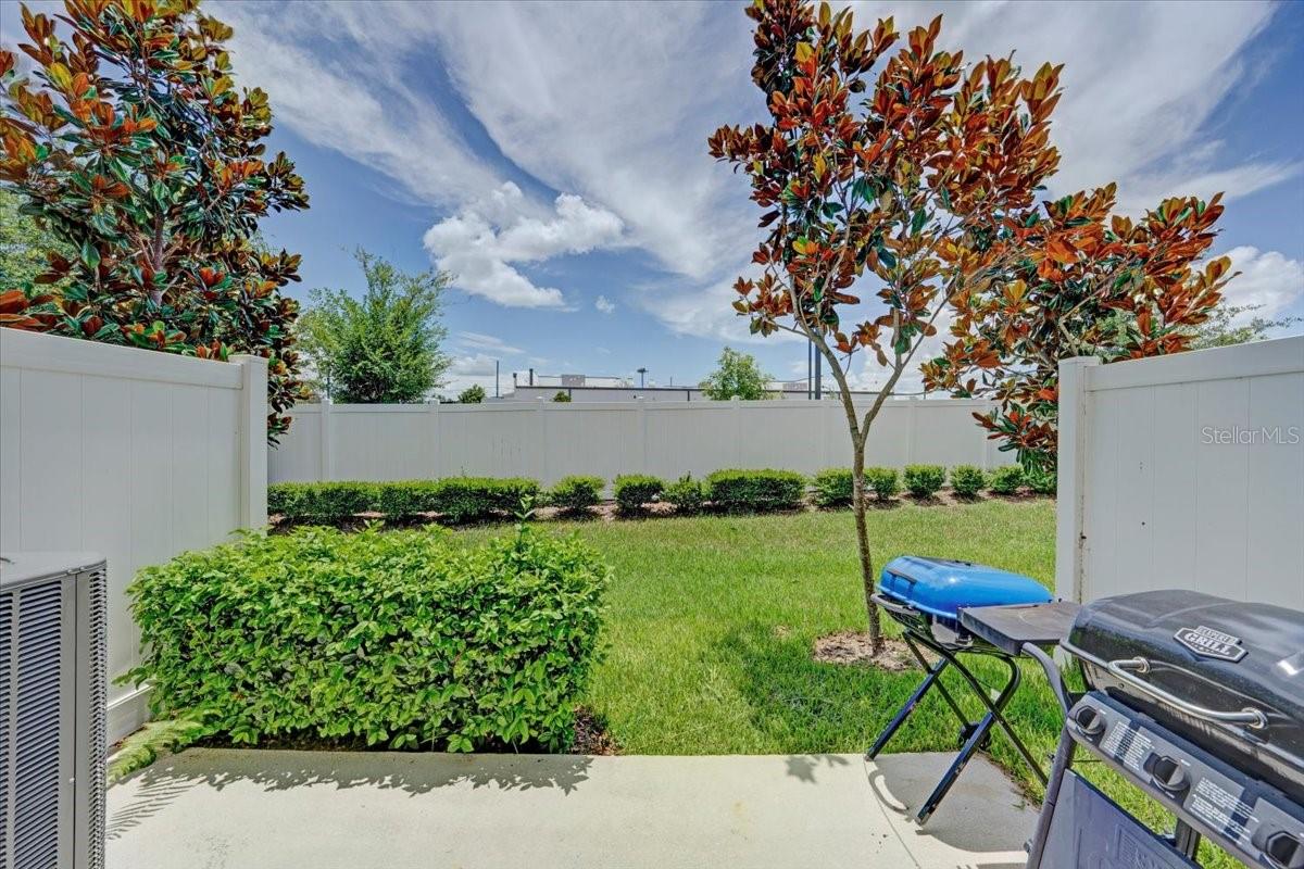 OAKSTEAD TOWNHOMES - Residential Lease