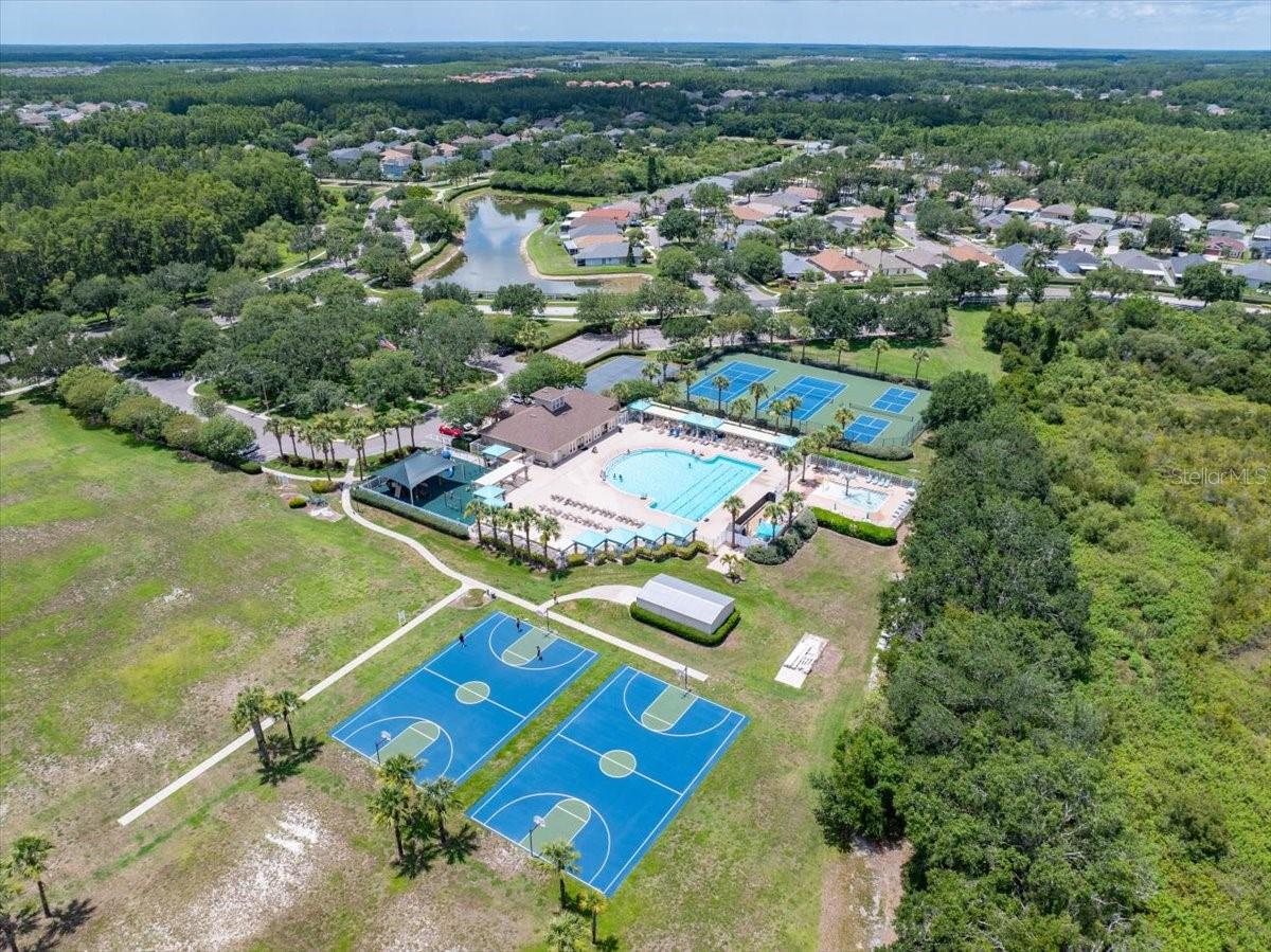 OAKSTEAD TOWNHOMES - Residential Lease