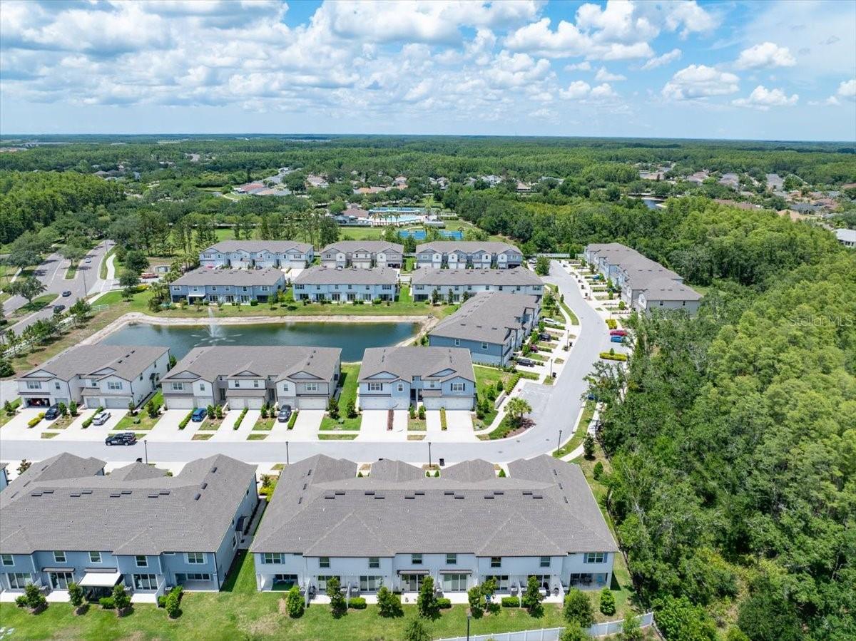 OAKSTEAD TOWNHOMES - Residential Lease
