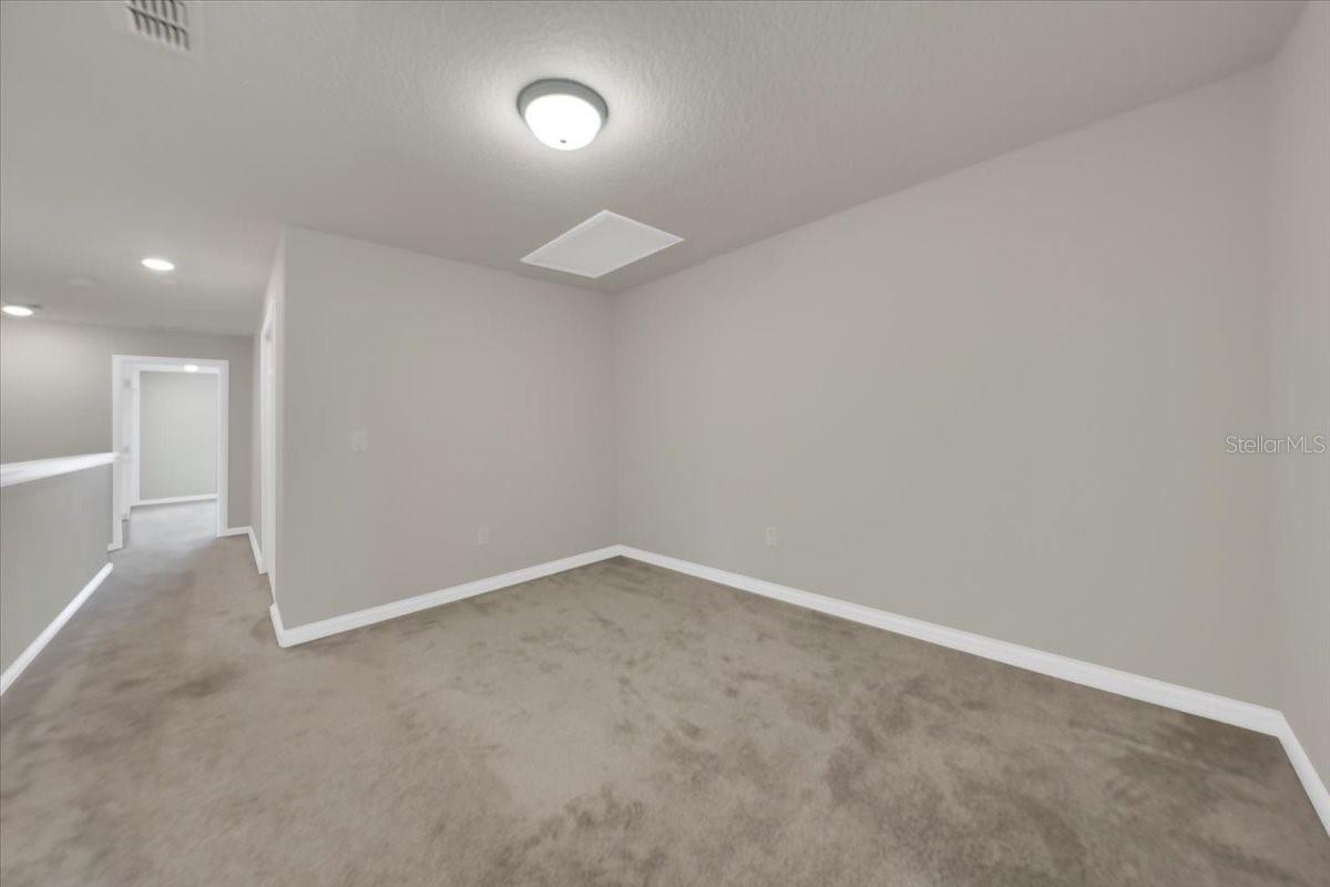 OAKSTEAD TOWNHOMES - Residential Lease