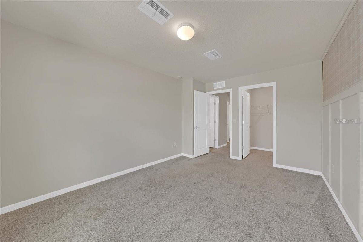 OAKSTEAD TOWNHOMES - Residential Lease