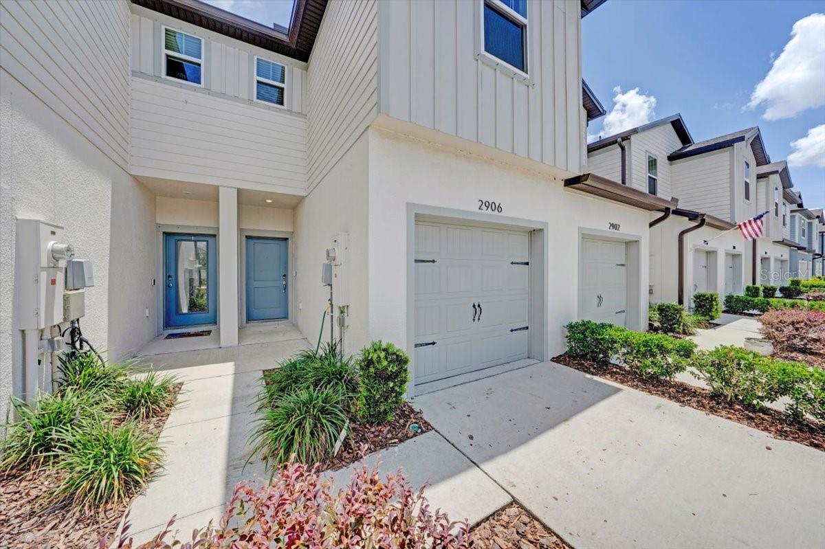 OAKSTEAD TOWNHOMES - Residential Lease
