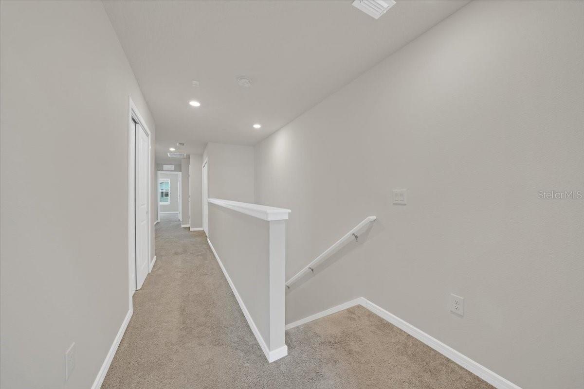 OAKSTEAD TOWNHOMES - Residential Lease