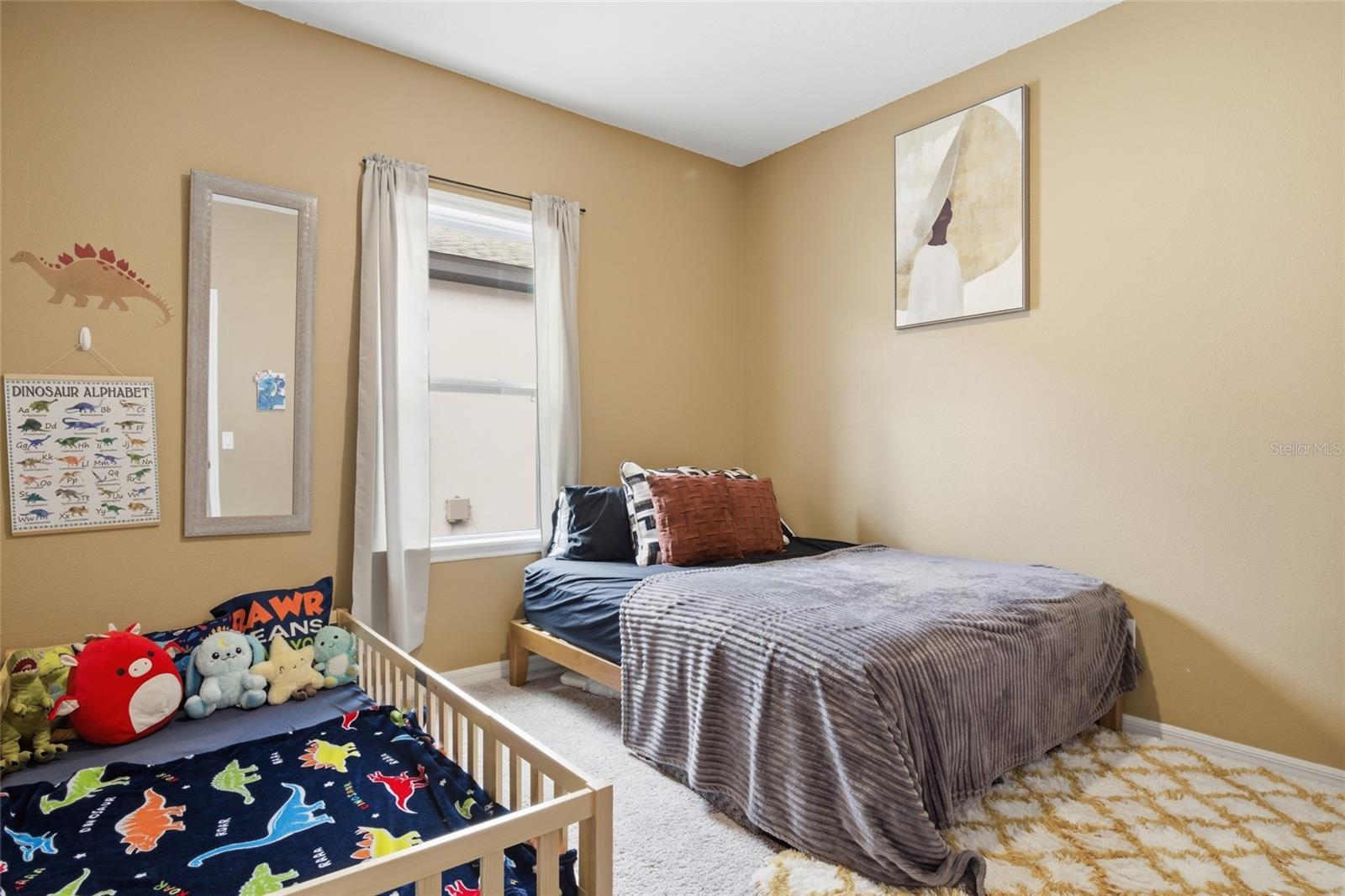 LINCOLN OAKS - Residential