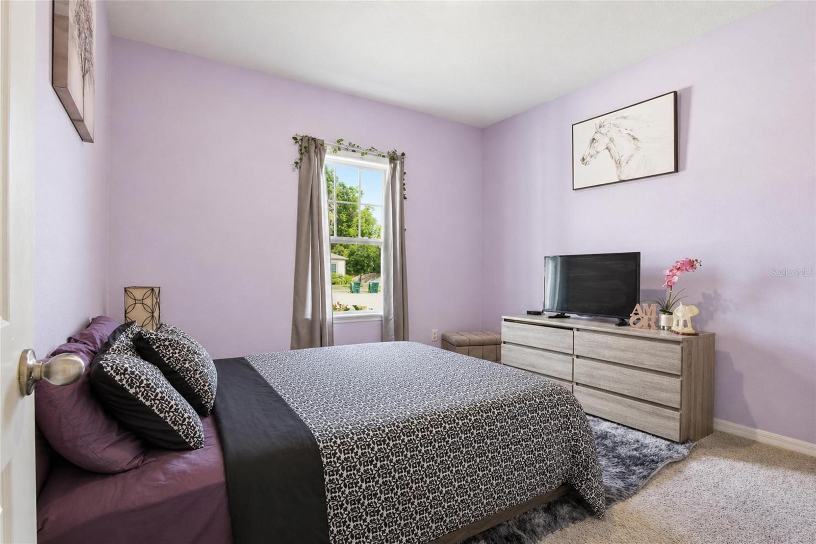 LINCOLN OAKS - Residential