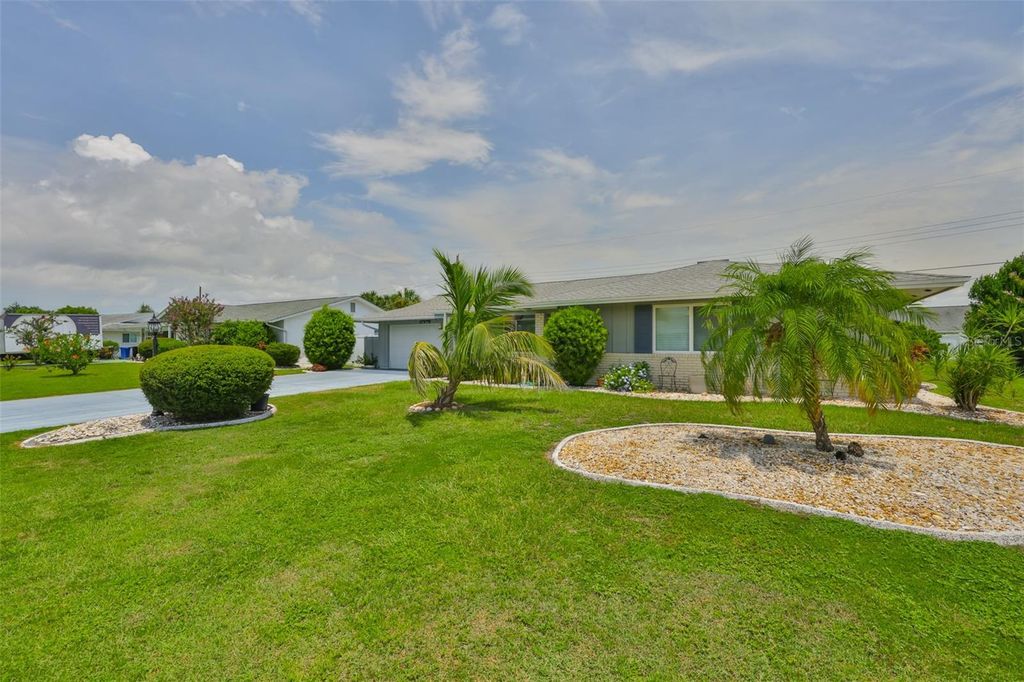 Photo of 613 La Jolla Avenue, Sun City Center, FL 33573 (MLS # TB8410096)