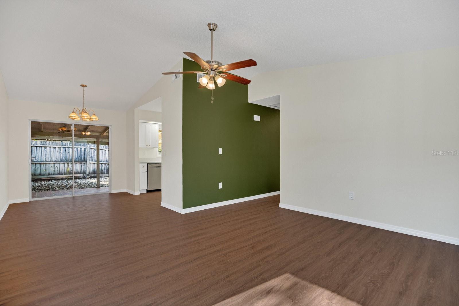 PONCE DE LEON - Residential