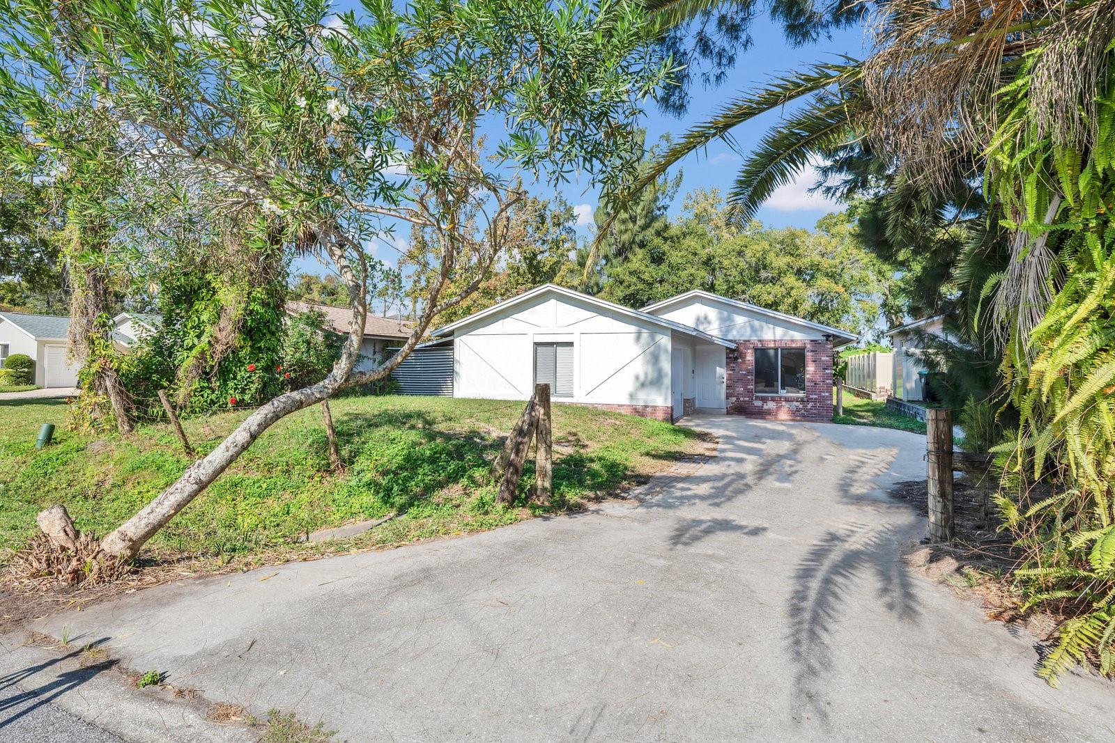 PONCE DE LEON - Residential