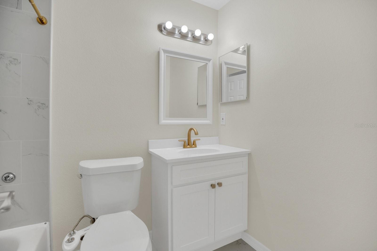 PONCE DE LEON - Residential