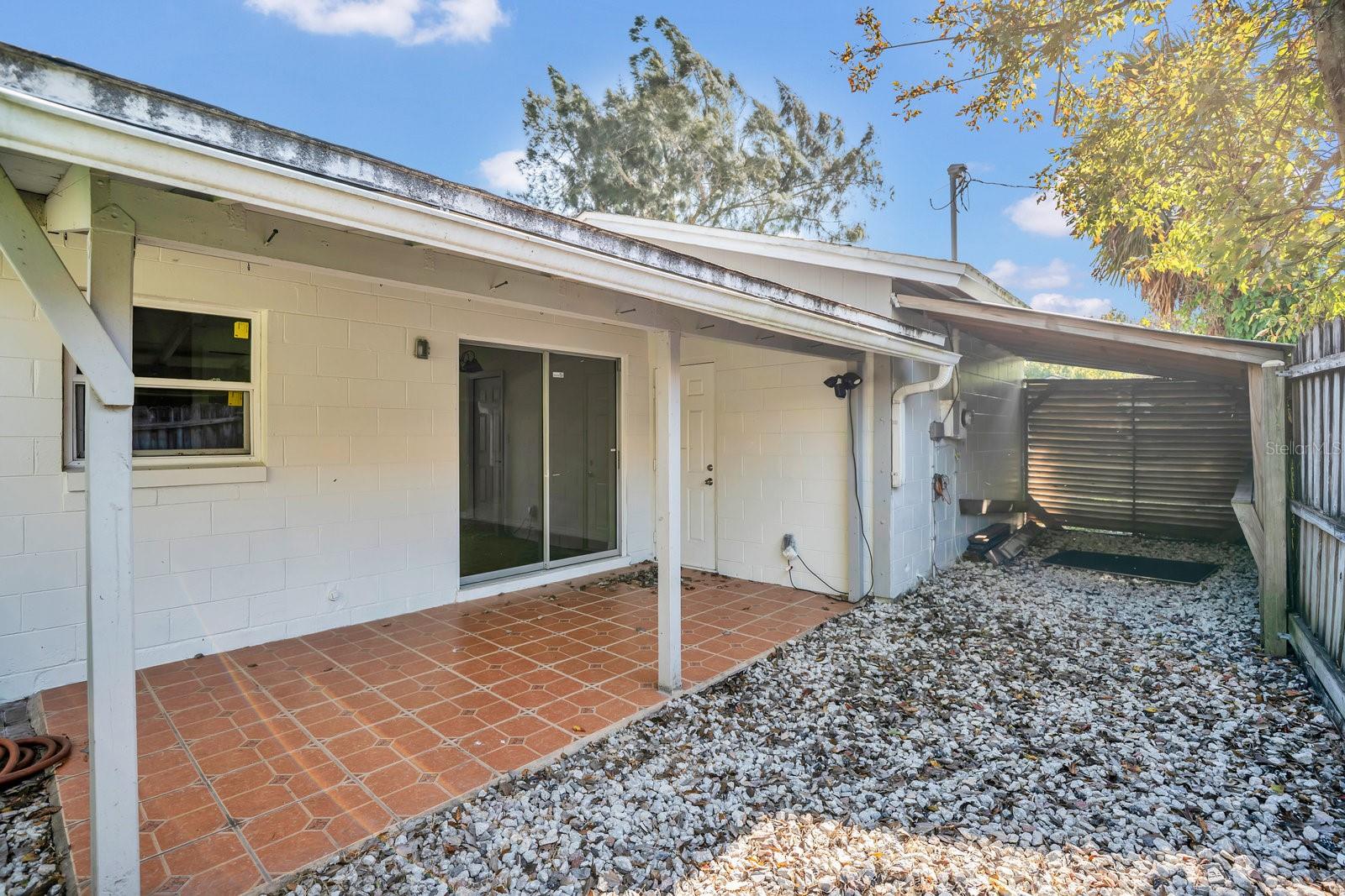 PONCE DE LEON - Residential