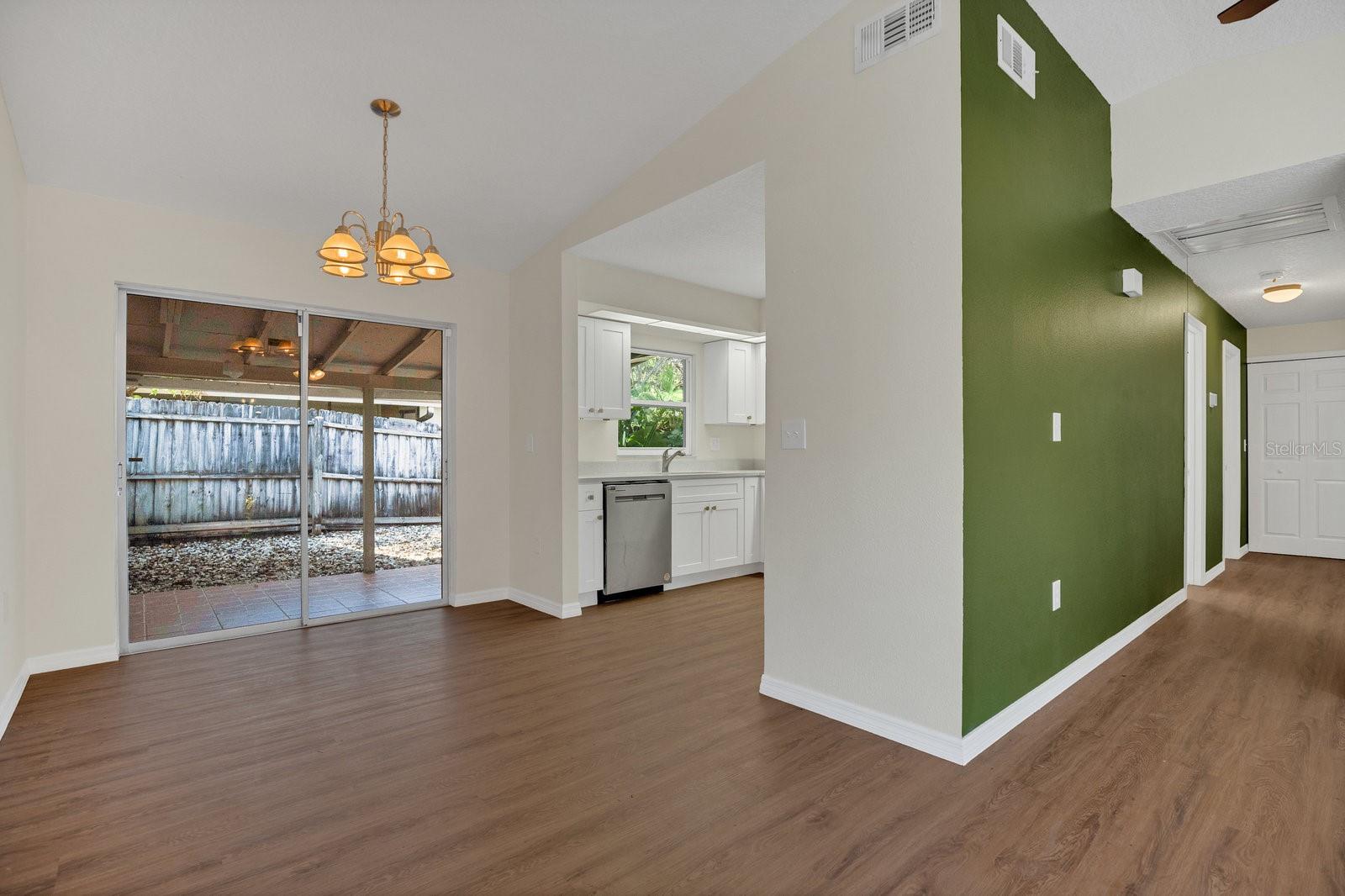 PONCE DE LEON - Residential