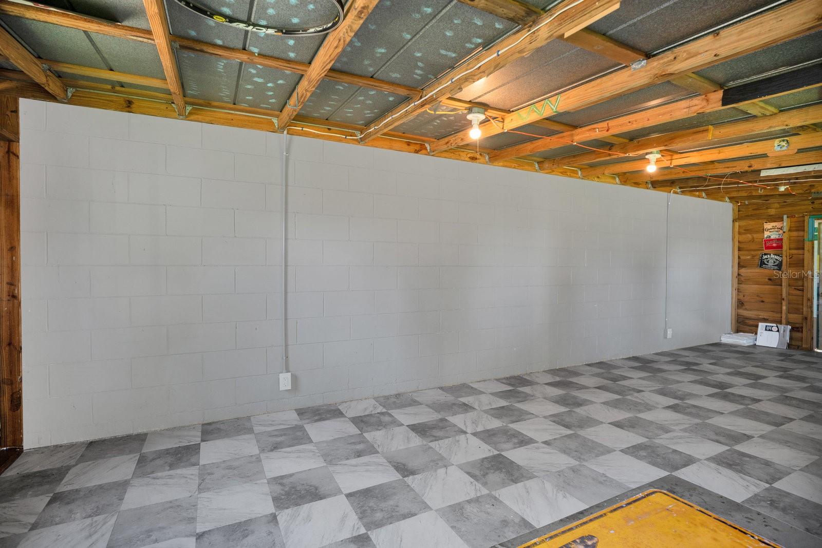 PONCE DE LEON - Residential