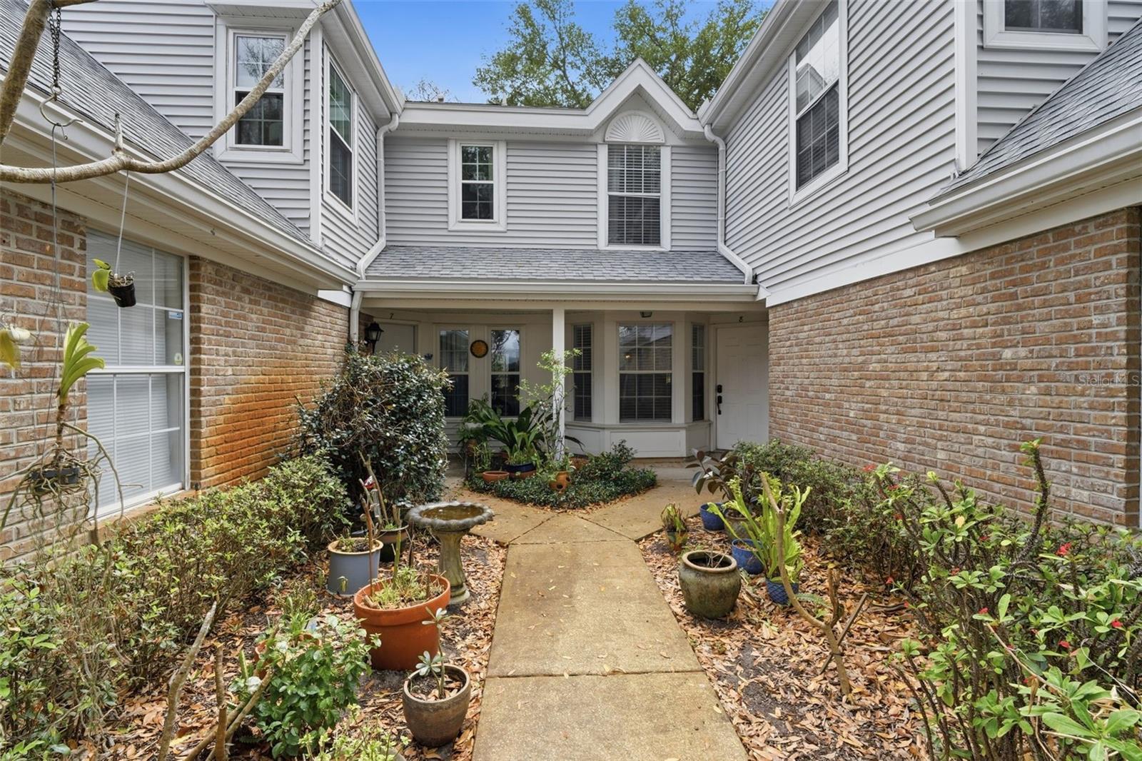 COACH HOMES AT MARINERS VILLAGE - Residential Lease