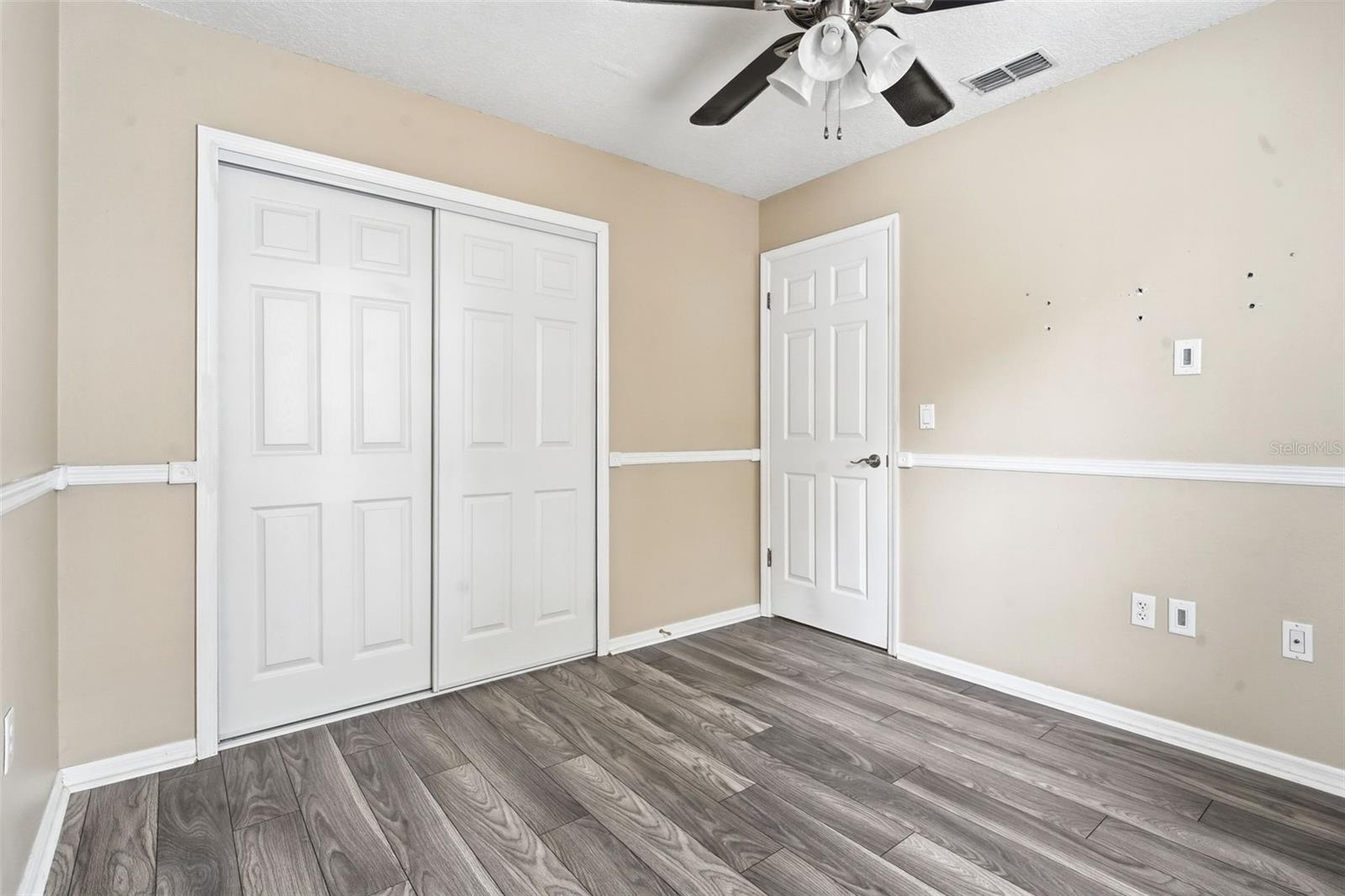 COACH HOMES AT MARINERS VILLAGE - Residential Lease