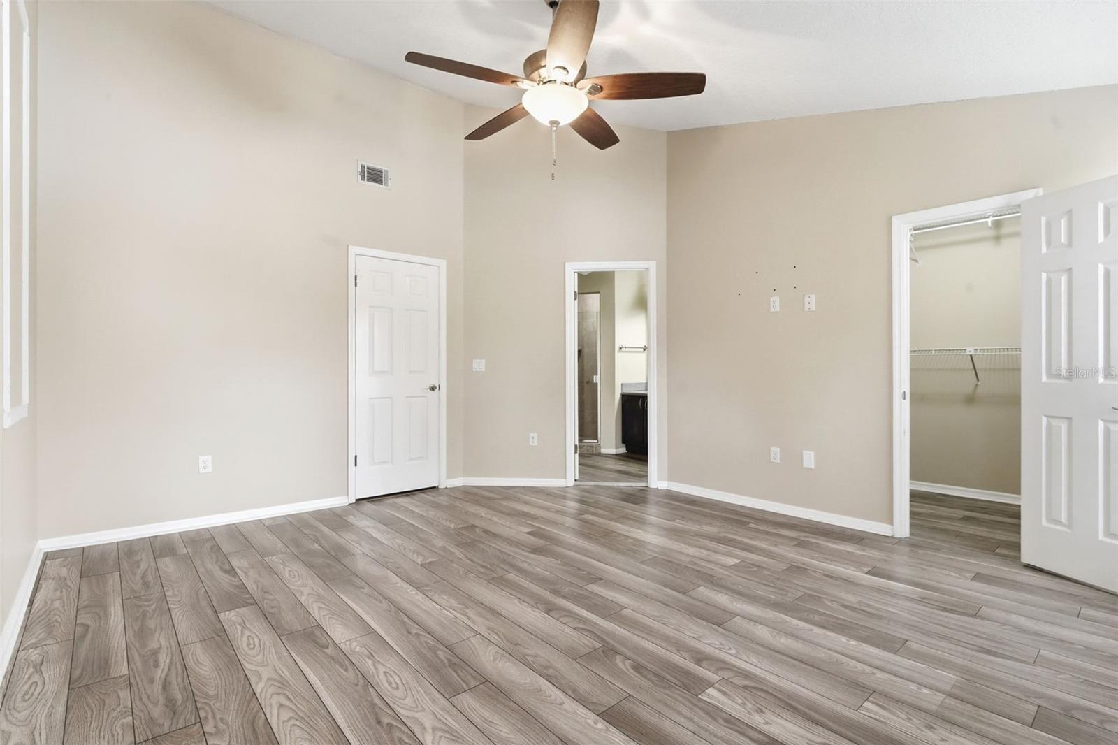 COACH HOMES AT MARINERS VILLAGE - Residential Lease