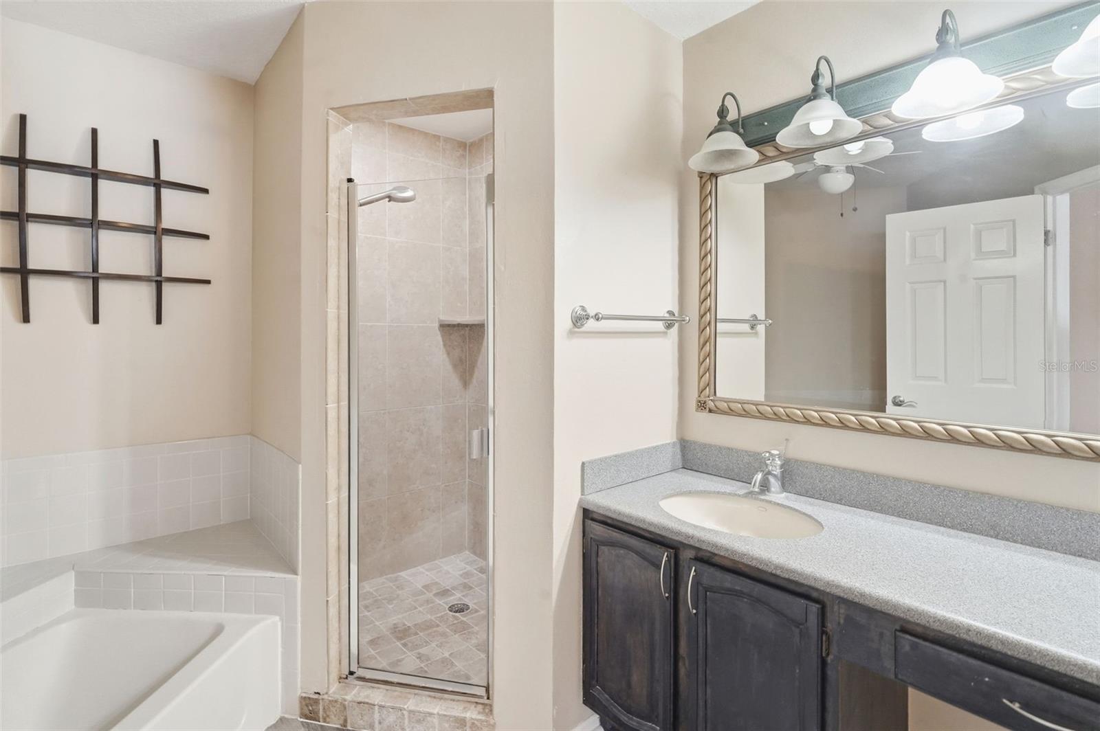 COACH HOMES AT MARINERS VILLAGE - Residential Lease