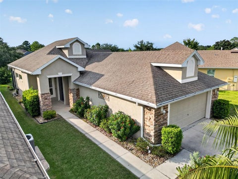 Tiny photo for 2009 Bayside Avenue, Mount Dora, FL 32757 (MLS # G5118466)