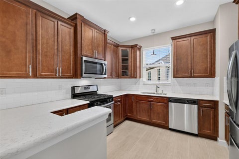 Tiny photo for 2009 Bayside Avenue, Mount Dora, FL 32757 (MLS # G5118466)