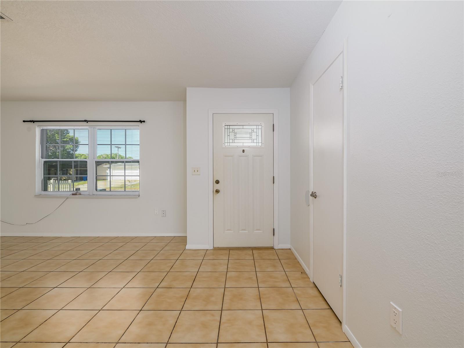 HENDERSON ROAD SUB UNI - Residential Lease