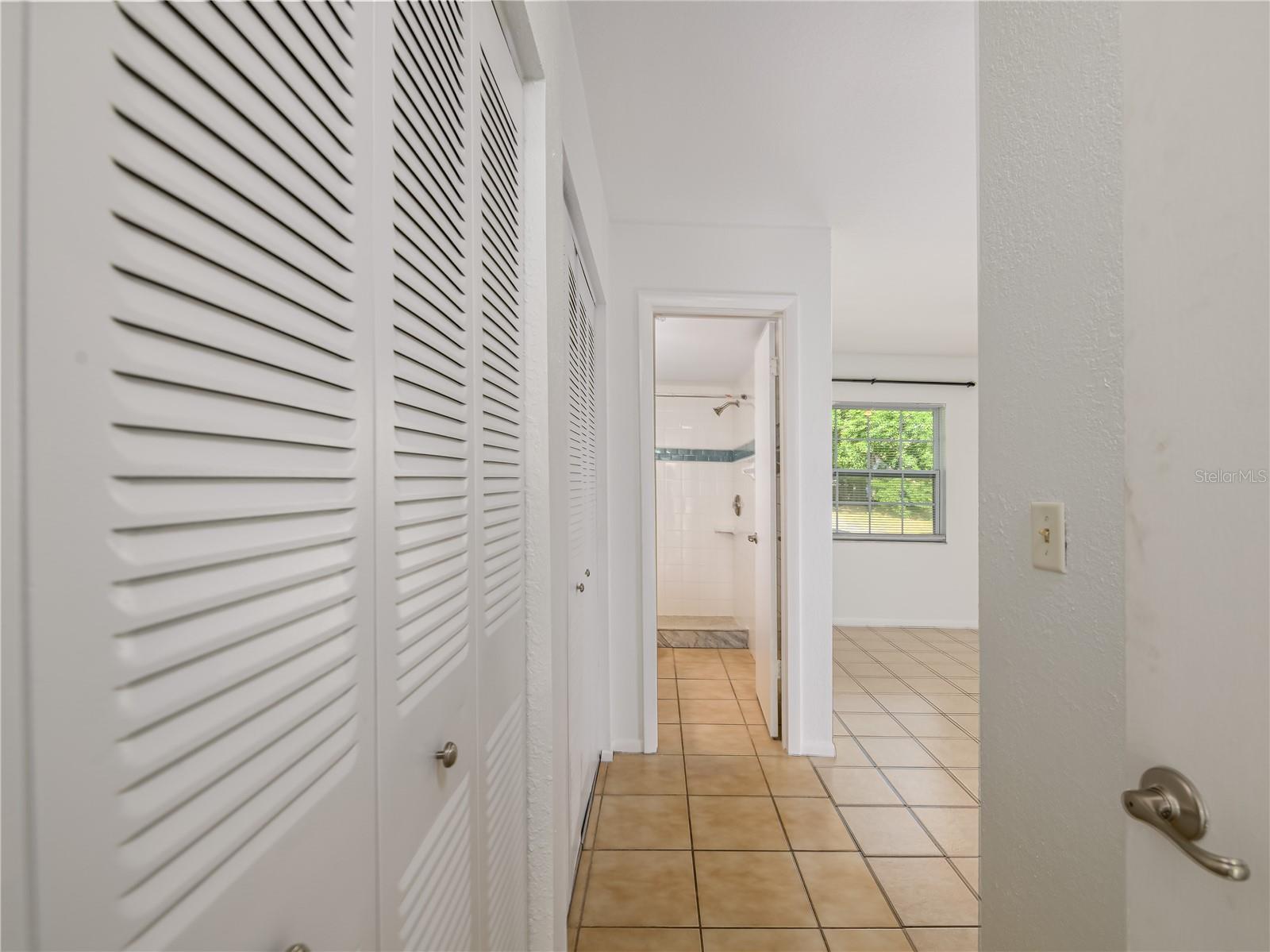 HENDERSON ROAD SUB UNI - Residential Lease