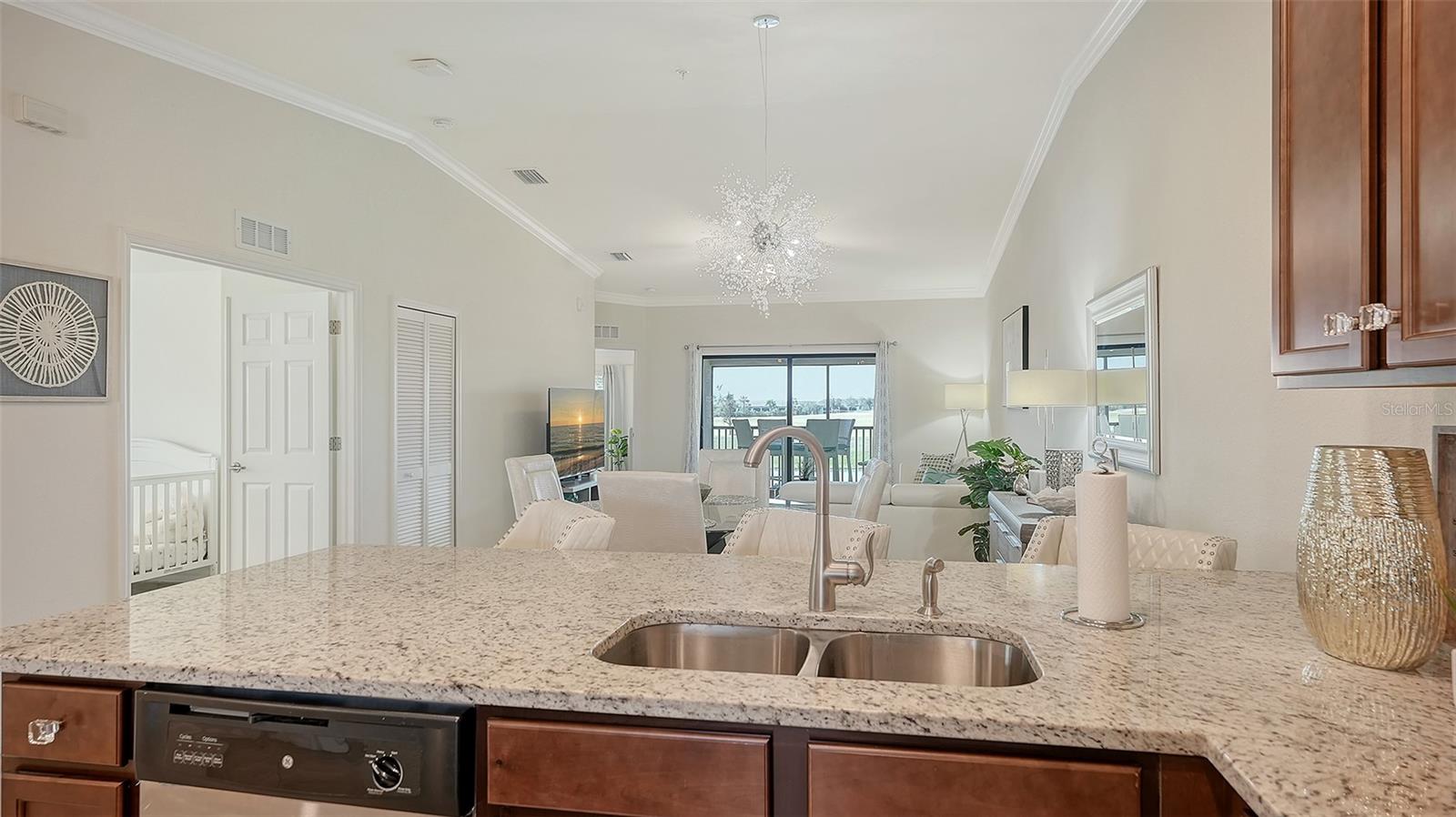 VERANDA V AT LAKEWOOD NATIONAL PH II - Residential Lease