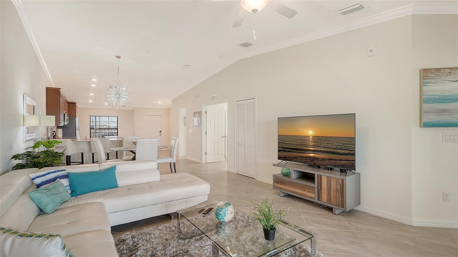 VERANDA V AT LAKEWOOD NATIONAL PH II - Residential Lease