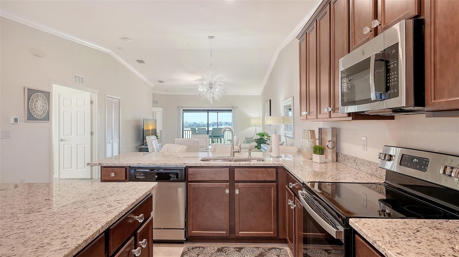 VERANDA V AT LAKEWOOD NATIONAL PH II - Residential Lease