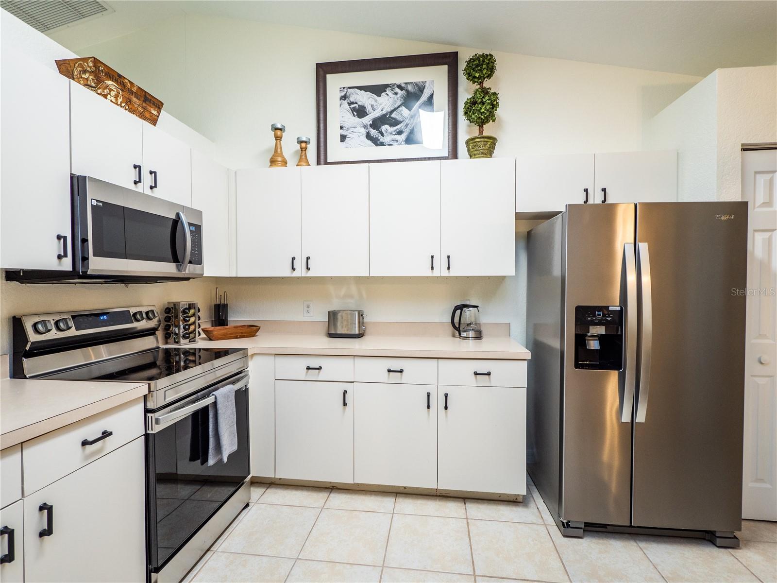 OCALA PARK ESTATE - Residential Lease