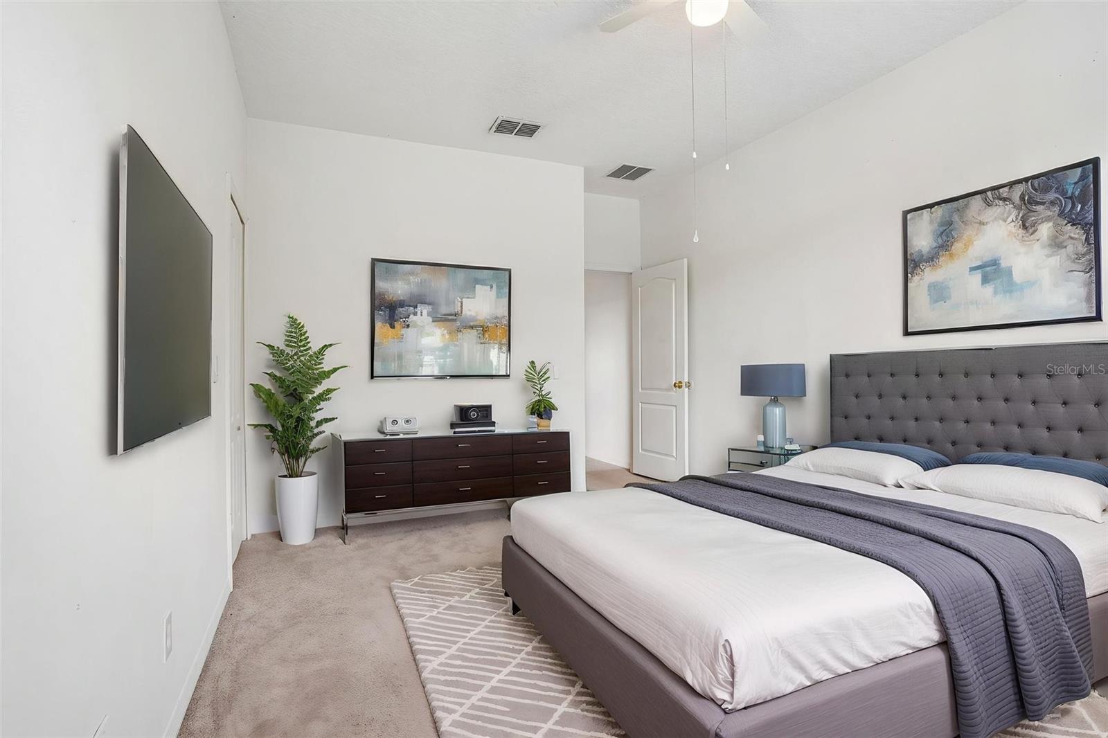 VICTORIA PINES CONDO - Residential
