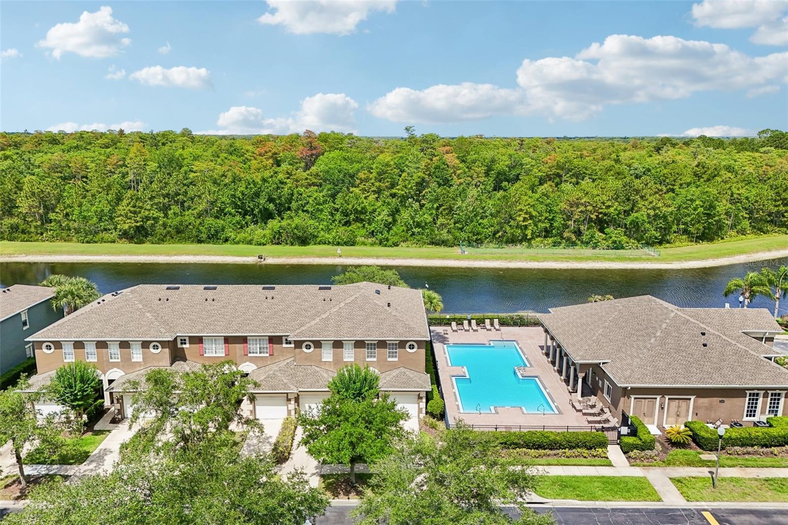 VICTORIA PINES CONDO - Residential