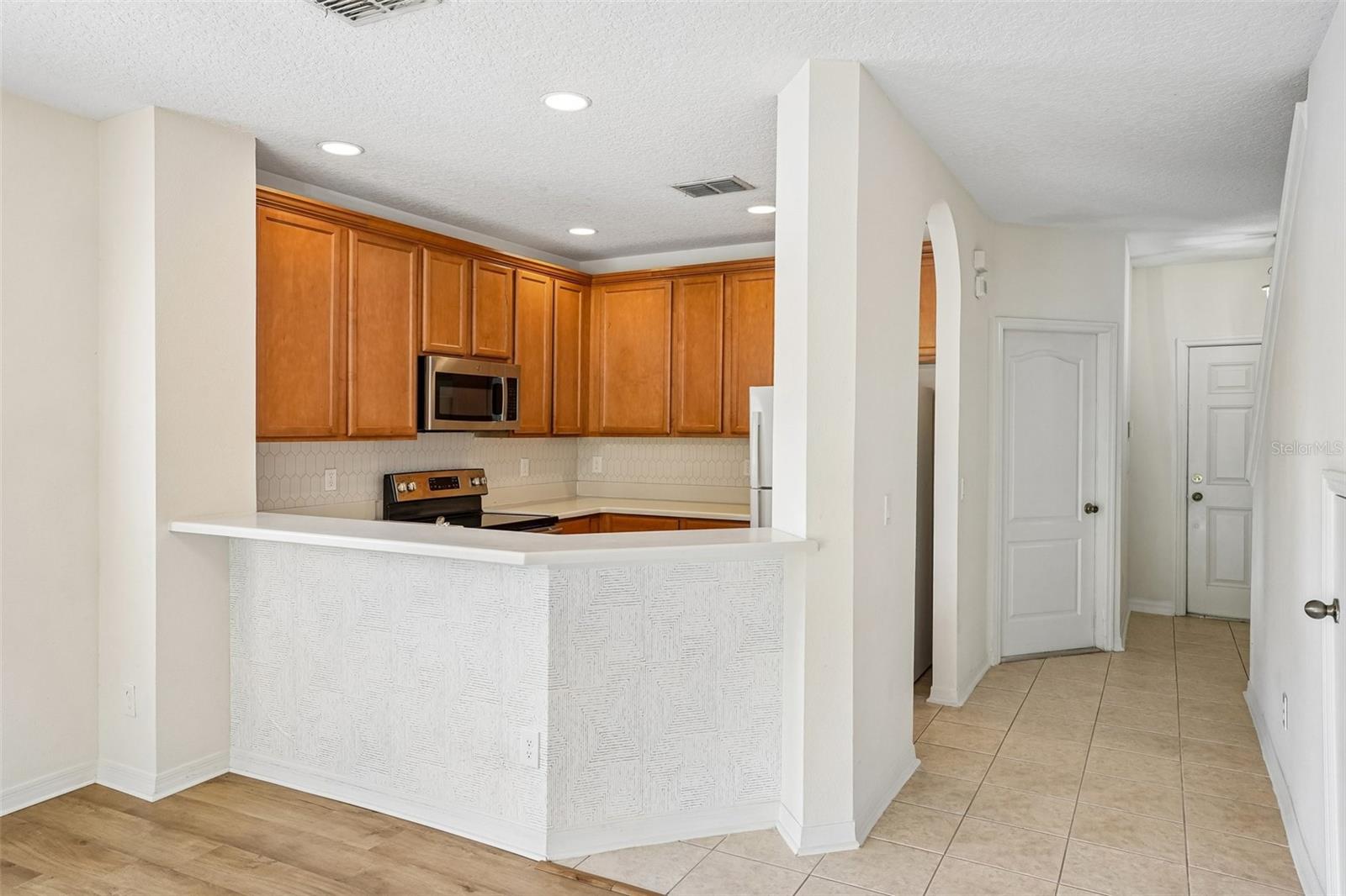 VICTORIA PINES CONDO - Residential