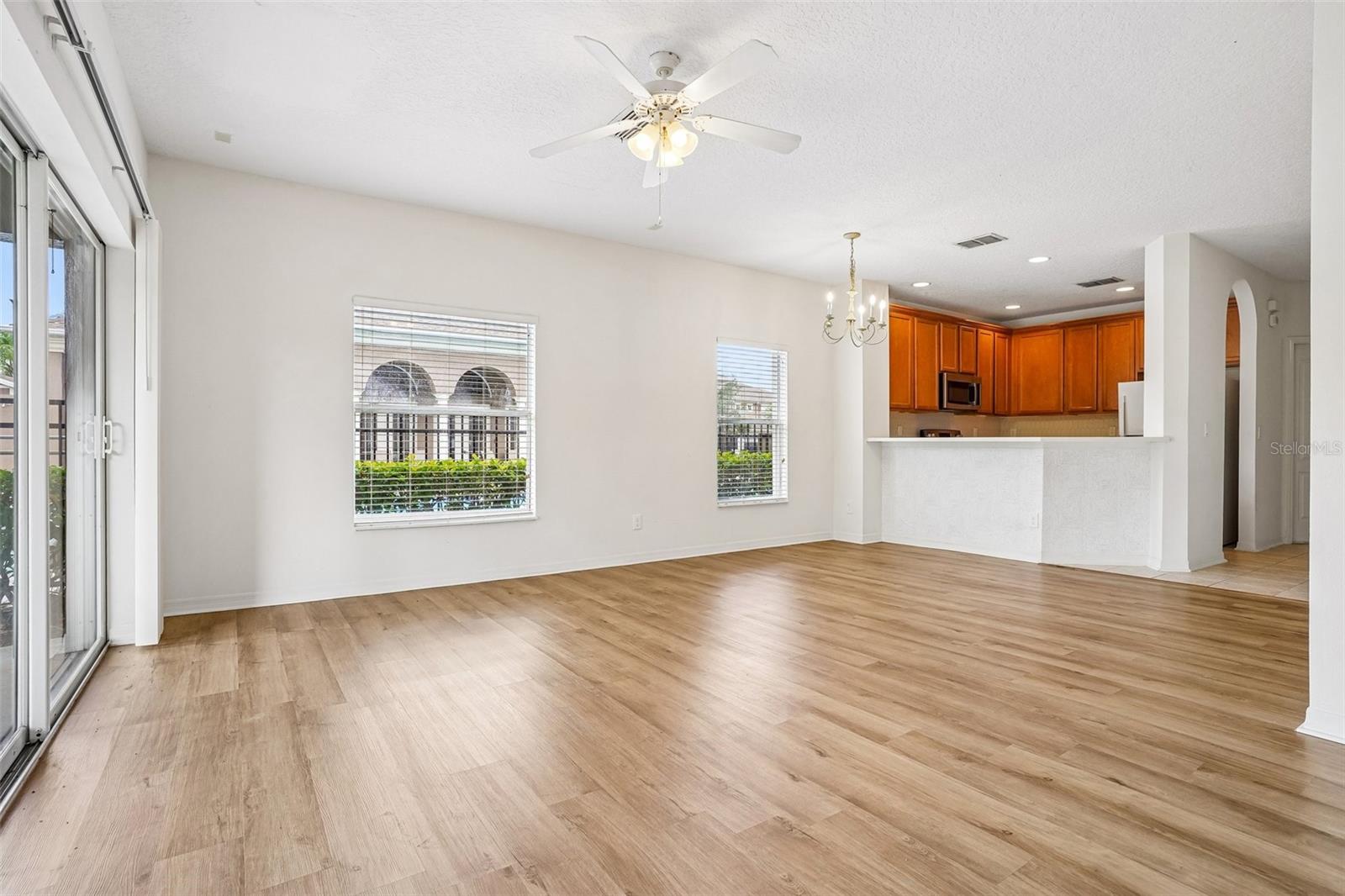 VICTORIA PINES CONDO - Residential