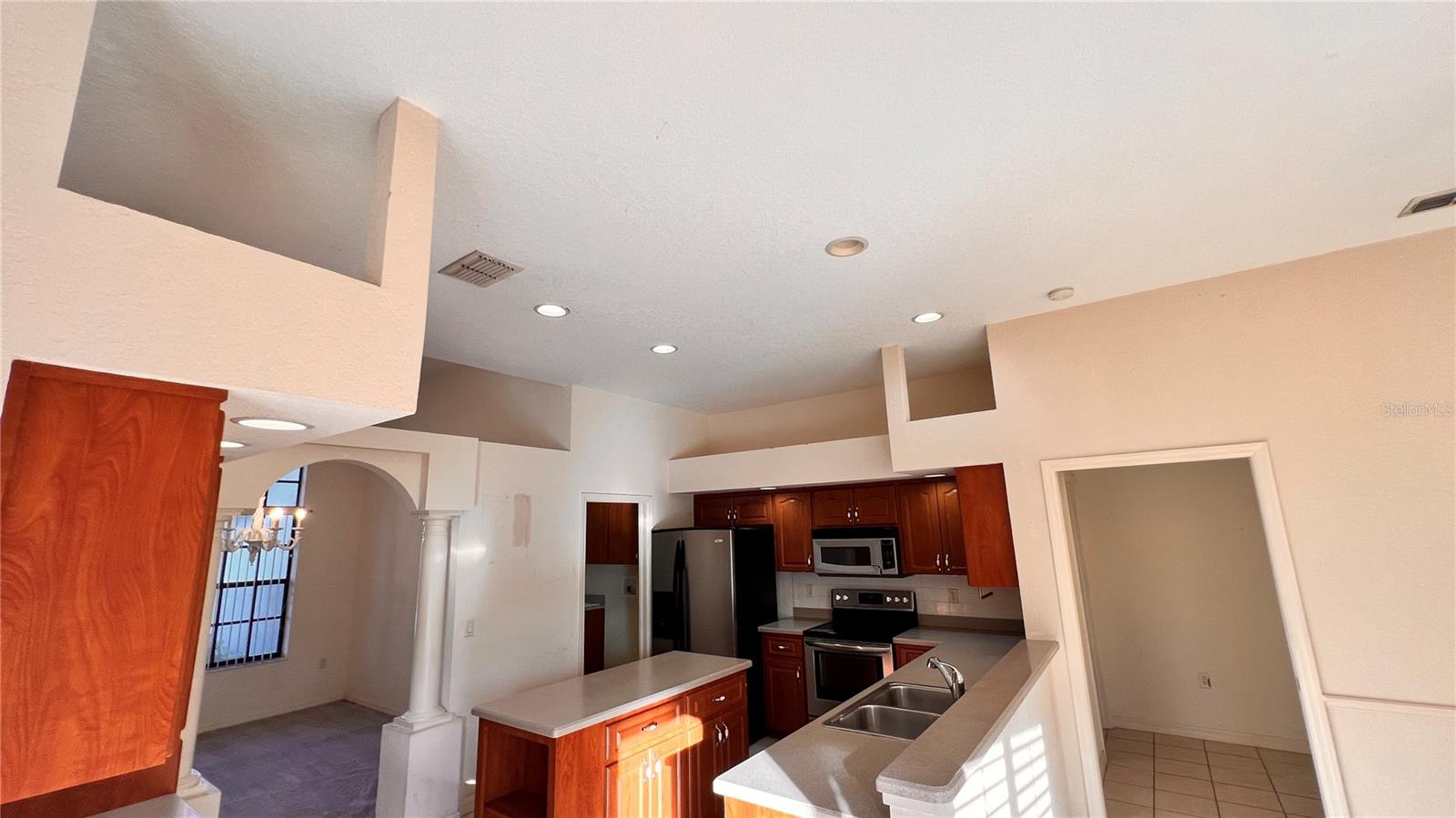 SPRING HILL - Residential