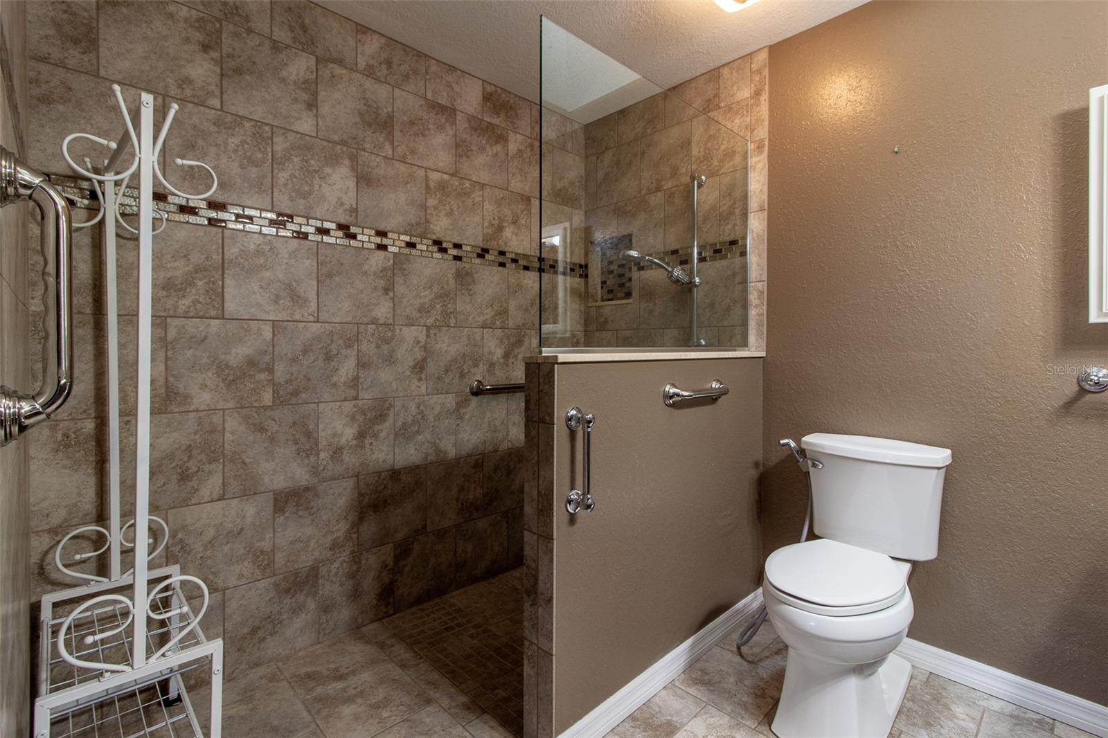 VILLAS/BELLEVIEW - Residential