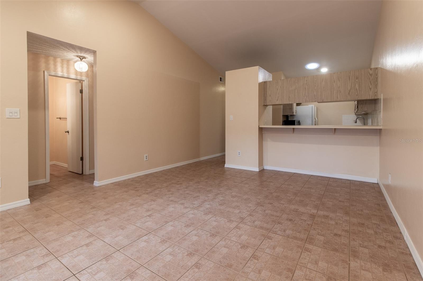 VILLAS/BELLEVIEW - Residential