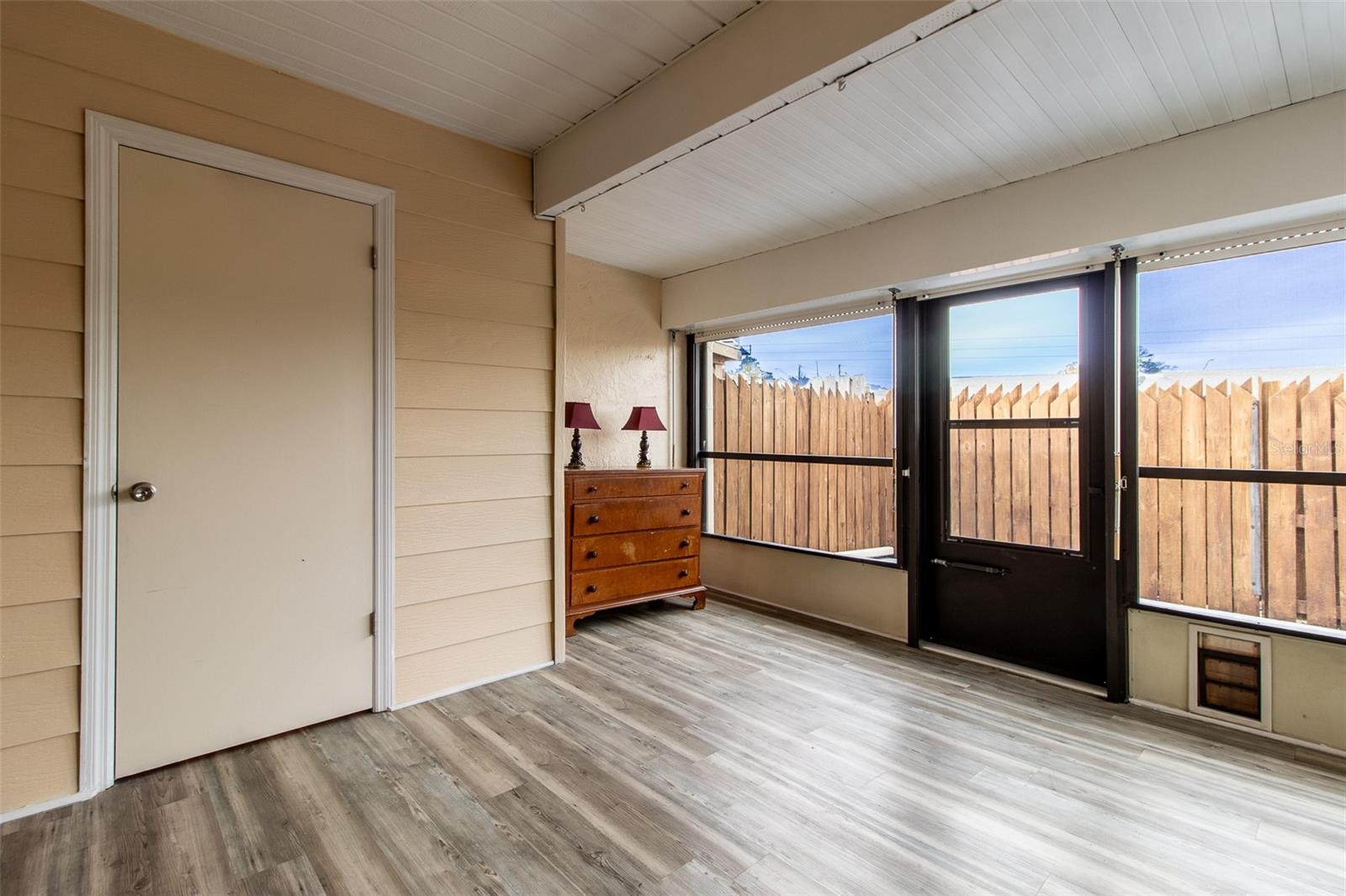 VILLAS/BELLEVIEW - Residential