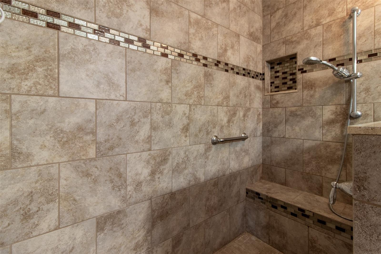 VILLAS/BELLEVIEW - Residential