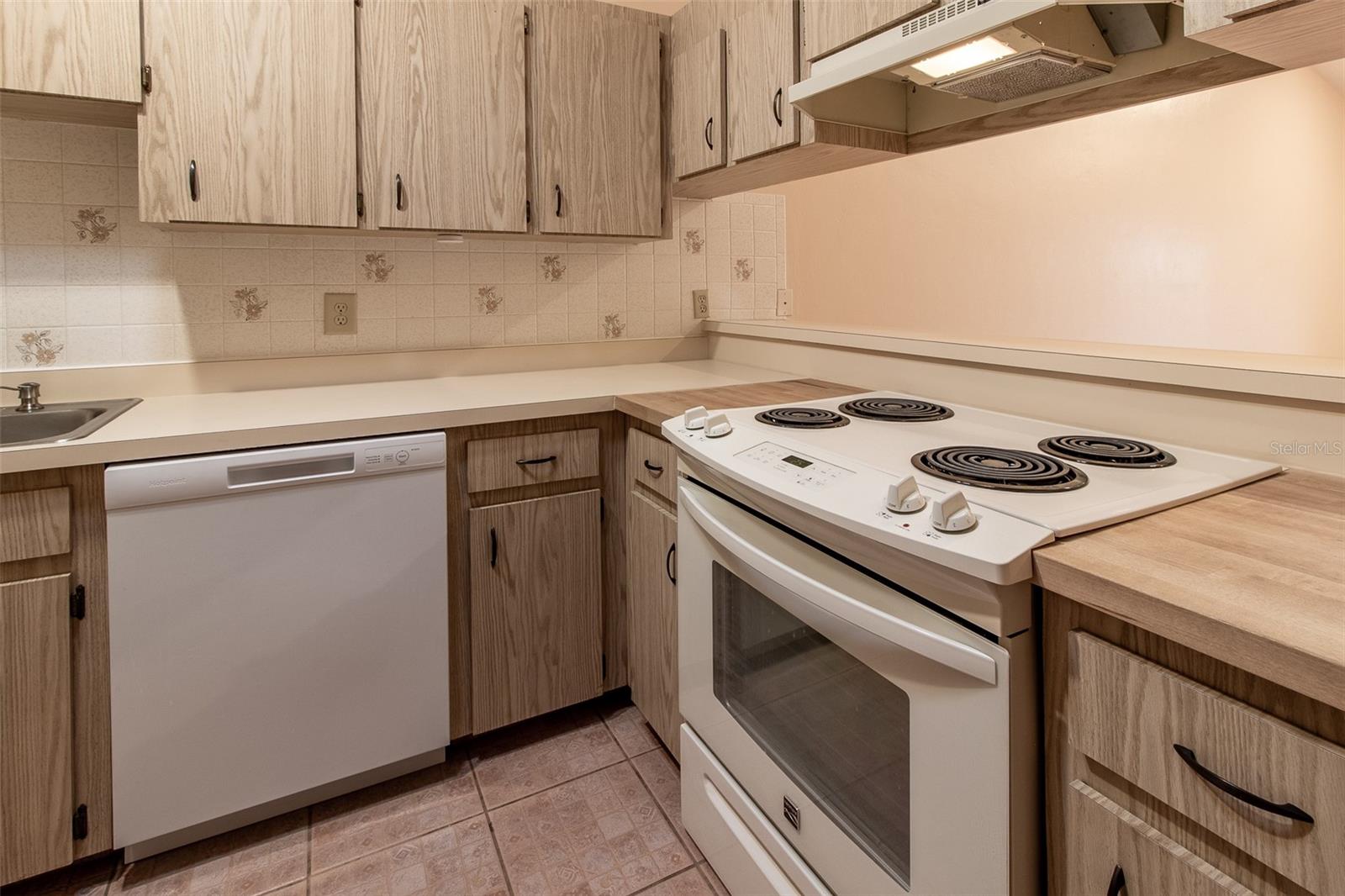 VILLAS/BELLEVIEW - Residential