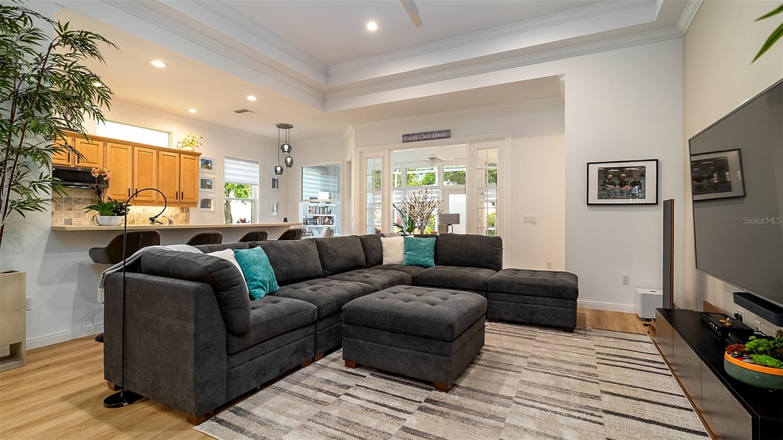 553 MEADOW SWEET CIRCLE