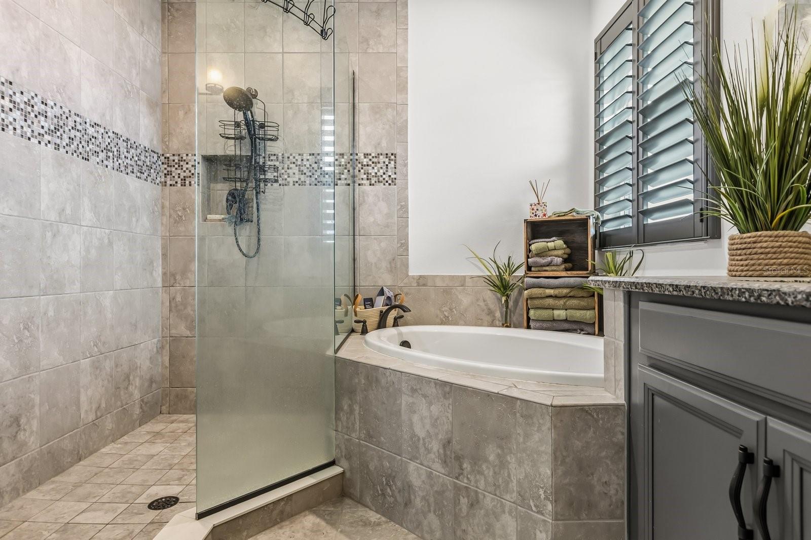 BELLALAGO PH 5J SEC 2 - Residential