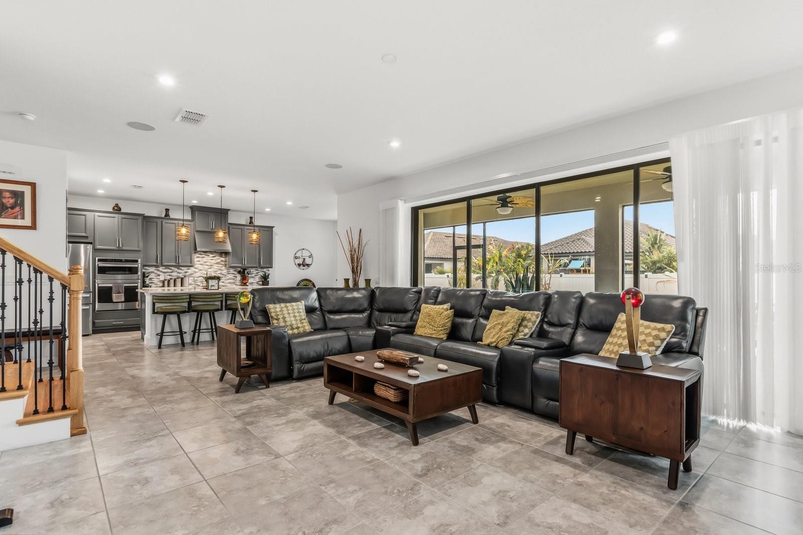 BELLALAGO PH 5J SEC 2 - Residential